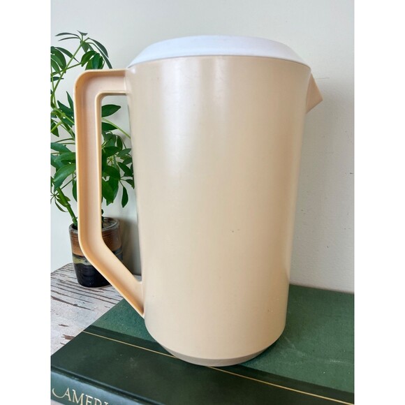 Rubbermaid Other - Vintage Rubbermaid Beige Almond With White Lid Pitcher 1 Gallon / Retro Home